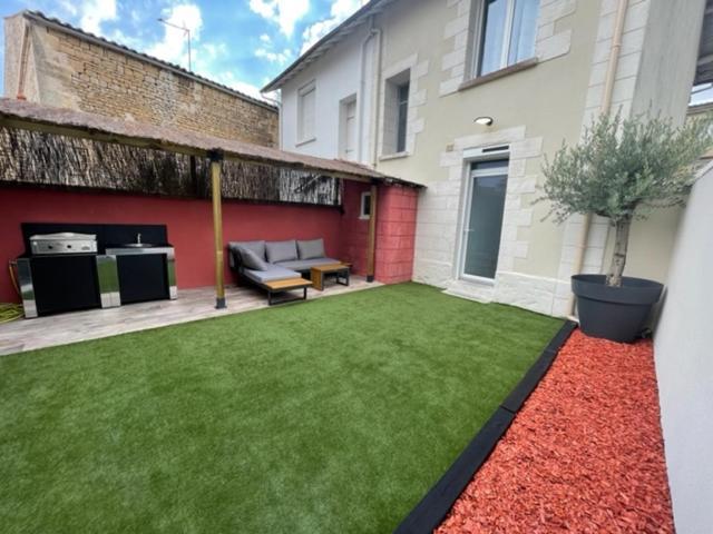 - Le Nuage - Unique, Espace Spa Privatif Et Jardin Avec Plancha Et Salon Privatif, Stationnement Public Gratuit Niort Exterior foto